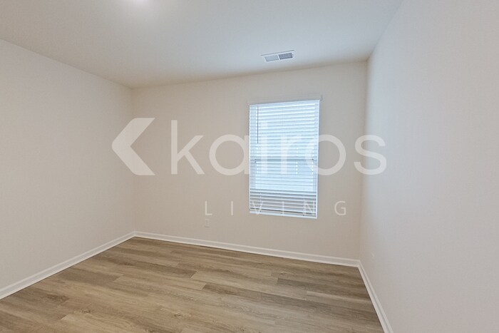 Building Photo - 129 Inez Ave