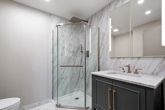 Building Photo - 3001 W Chase Ave