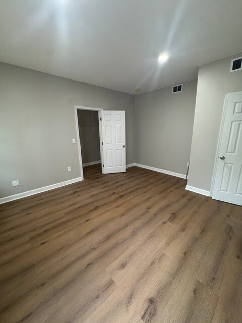 Building Photo - 2547 Park Heights Terrace