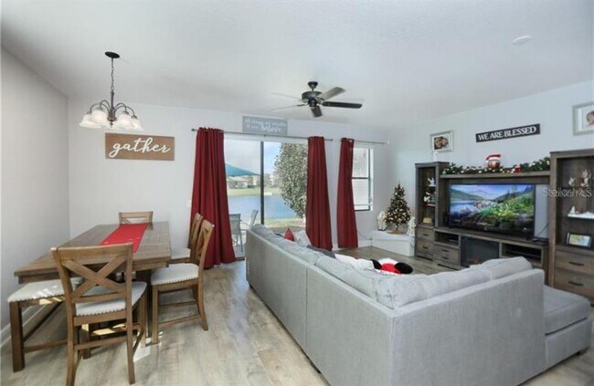 Building Photo - 8340 Kelsall Dr