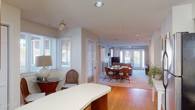 Building Photo - 1714 Deerfield Dr SW