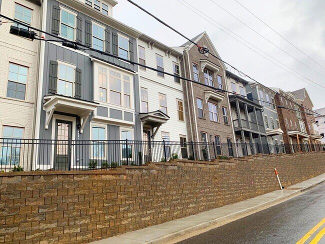 Primary Photo - 6023 Skellig St