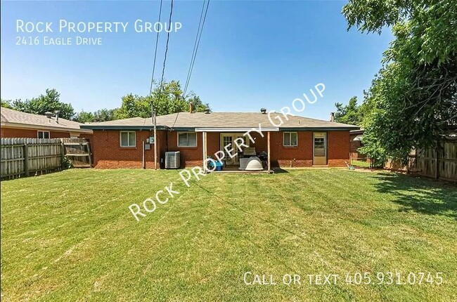 Building Photo - 2416 Eagle Dr