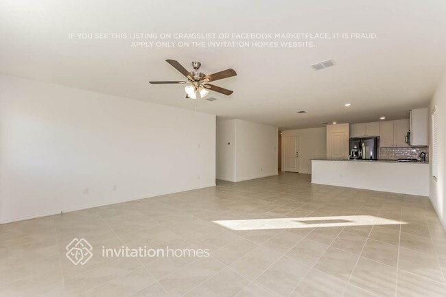 Building Photo - 2403 Ava Dr