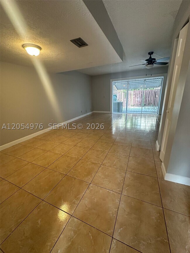 Building Photo - 4159 SW 66th Ln