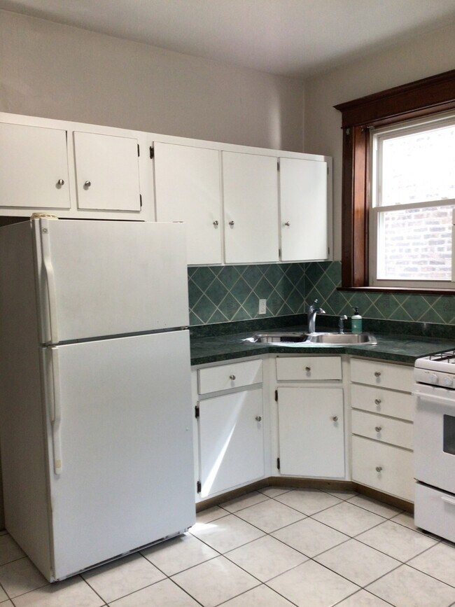 Building Photo - 3737 W Belden Ave