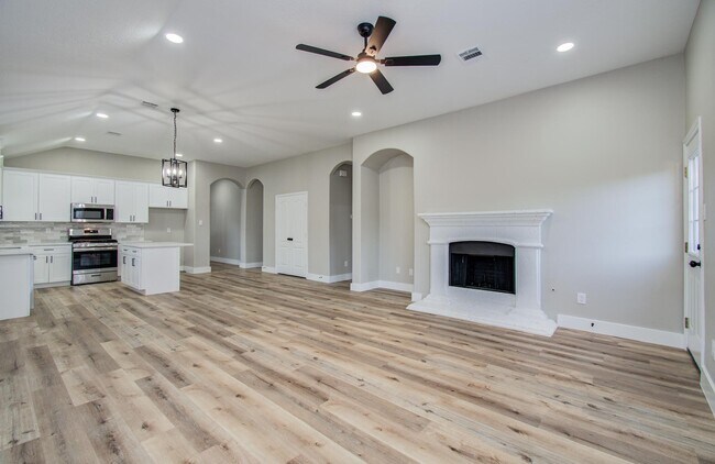 Building Photo - 4506 Knights Ct