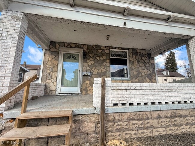 Building Photo - 1213 Plum St