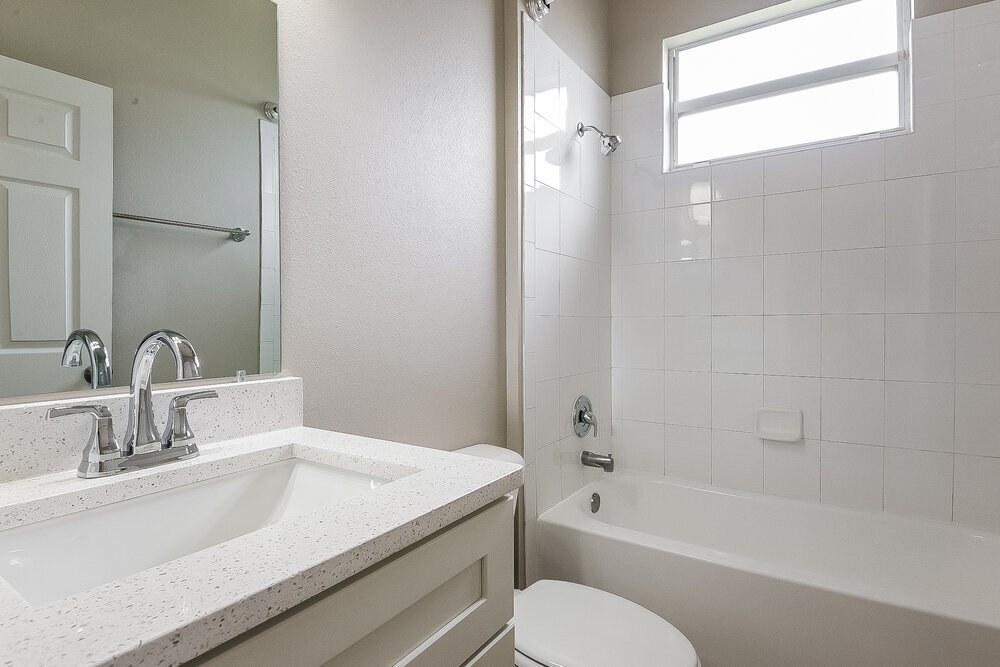 Building Photo - 9104 63rd Ct E