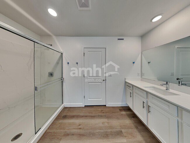 Building Photo - 7423 S Paseo Monte de Oro