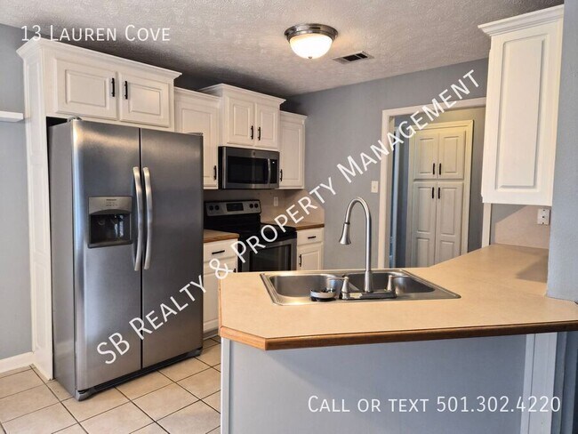 Building Photo - 13 Lauren Cove