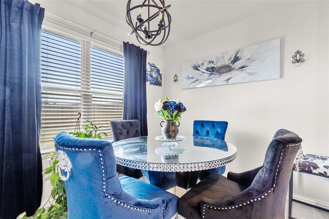 Building Photo - 2407 Wildhaven Rd