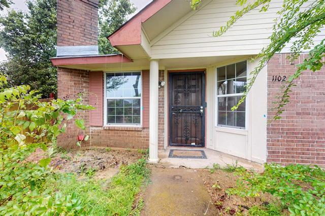 Building Photo - 1102 High Mesa Dr