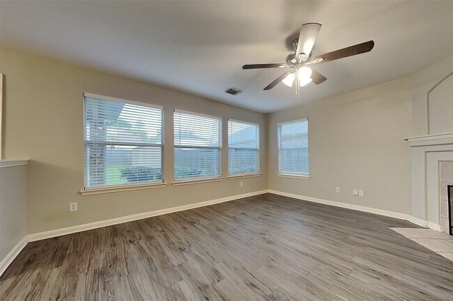 Building Photo - 32414 Angler Park