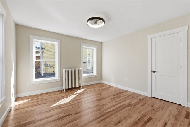 Building Photo - 20 Beacon St