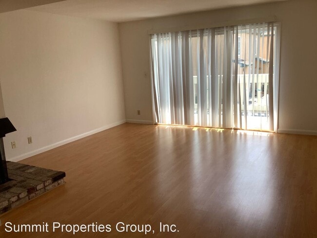 Building Photo - 2 br, 2 bath House - 3433 Norton Way #5