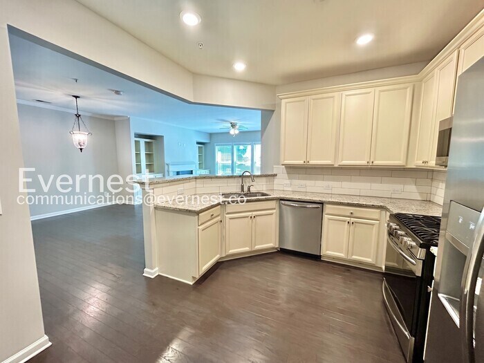 Building Photo - 1243 Fischer Trace