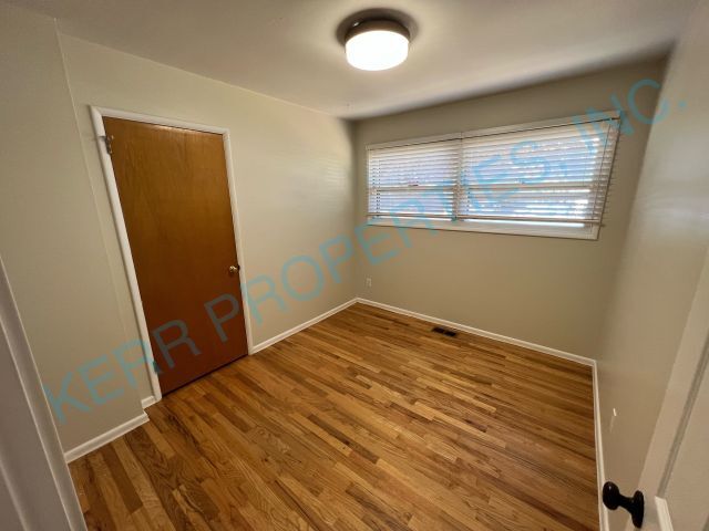 Building Photo - Charming 3-Bedroom Retreat in Vibrant Portland Neighborhood!