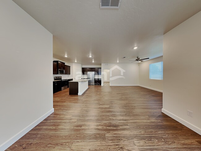Building Photo - 5030 W White Ash Ct