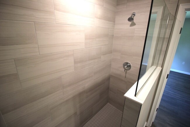 Building Photo - Beautiful 2020 3 Bed 2 Bath Palm Coast Hom...