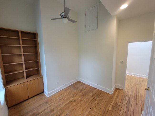 Building Photo - 255 10th St NE