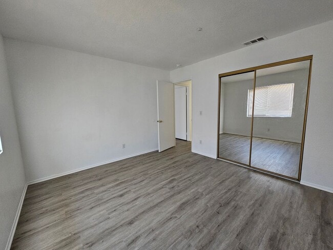 Building Photo - ***ALL BRAND NEW INSIDE***3 BED 2 BATH