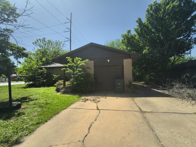 Building Photo - 140 Ridgecrest Rd