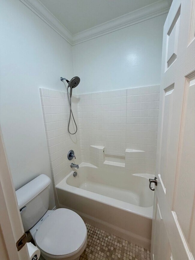 Building Photo - 35614 Bovard St