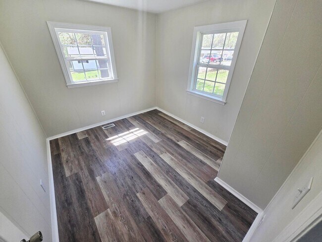 Building Photo - 1000 Camden St