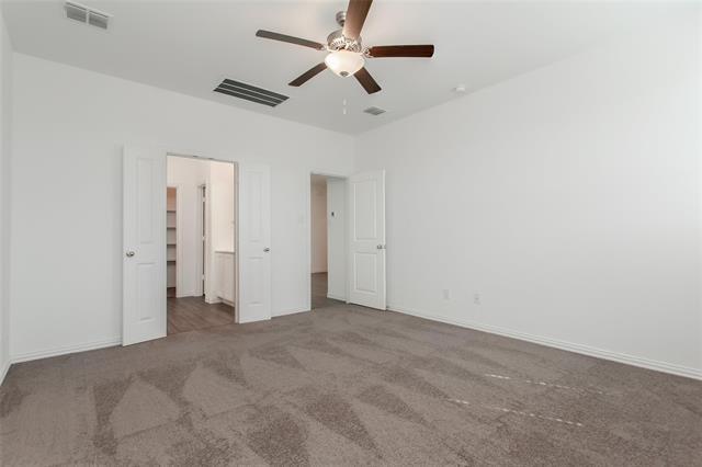 Building Photo - 2157 Clarion Dr