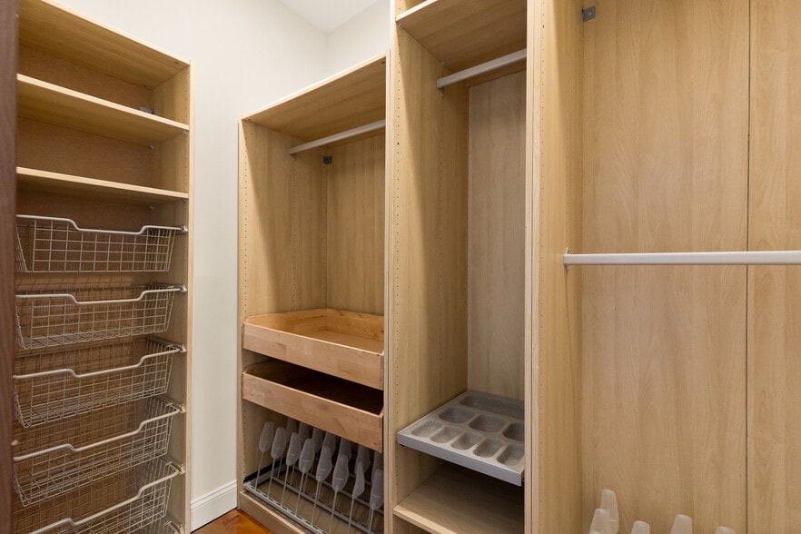 Building Photo - 1934 4th St NW