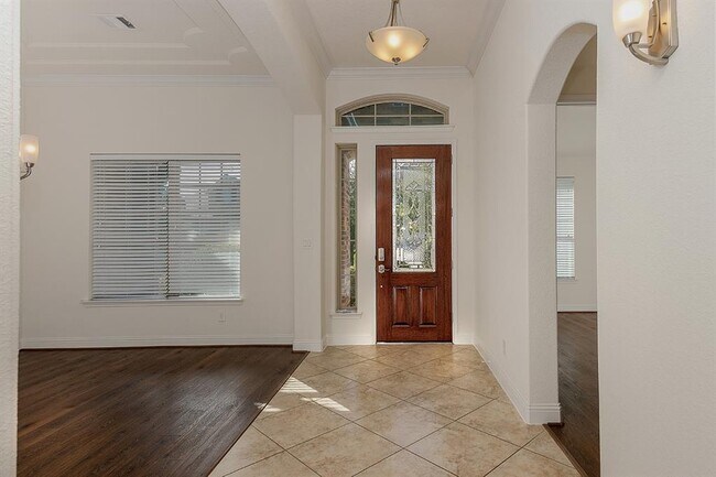 Building Photo - 46 Caprice Bend Pl