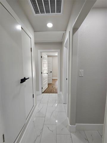 Building Photo - 3254 Matthews Dr
