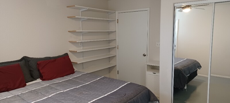 Building Photo - 13818 E 52nd St