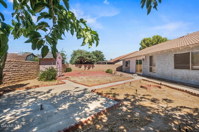 Building Photo - 1253 Morven St
