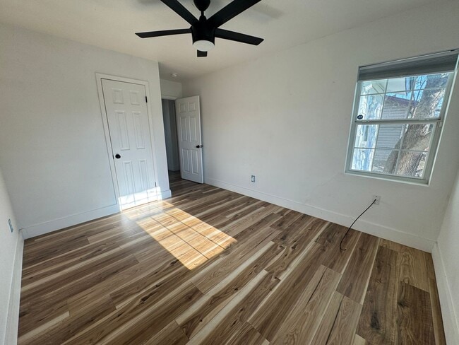 Building Photo - 3-Bedroom House for Rent in Copperas Cove