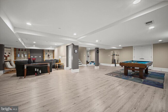 Building Photo - 9715 Singleton Dr