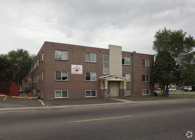 Building Photo - Glory Apartments