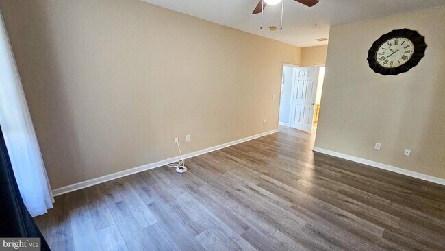 Building Photo - 51 Farrah Dr