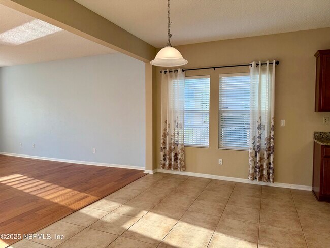 Building Photo - 786 Mosswood Chase