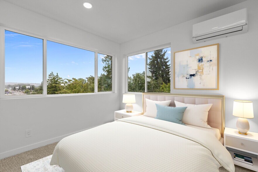 Building Photo - 605 Prospect Ave N