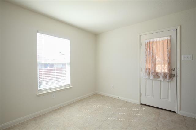 Building Photo - 1325 Englemann Dr