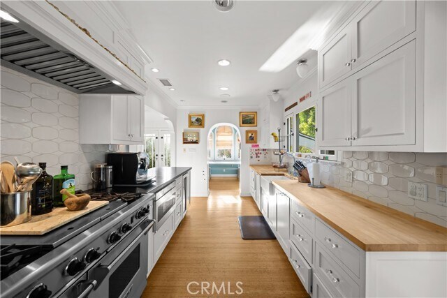 Building Photo - 1630 Warnall Ave