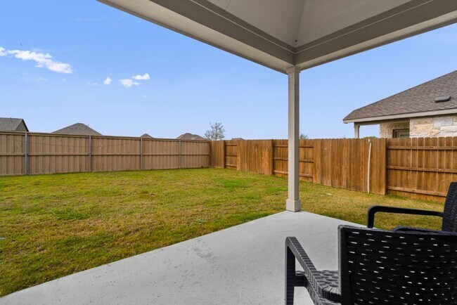 Building Photo - 129 Smokebush Trail