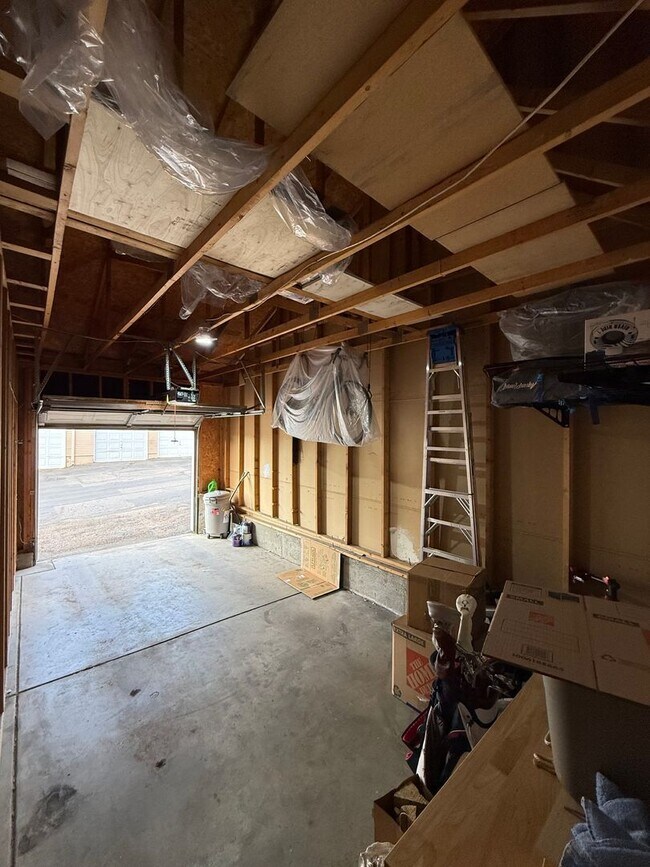Building Photo - Spacious 2bd/2ba Condo- Lakewood CO, Available 7/10/26!