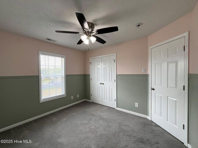 Building Photo - 1508 Thoroughbred Trail