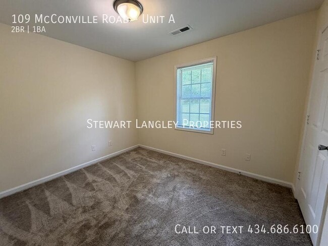 Building Photo - 109 McConville Rd