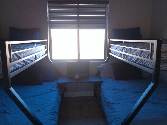 Building Photo - Beautiful Brand-New Home for Rent in Viewpoint Estates Winter Rental