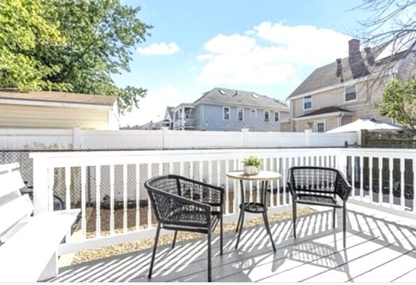 Building Photo - 106 Goodridge St