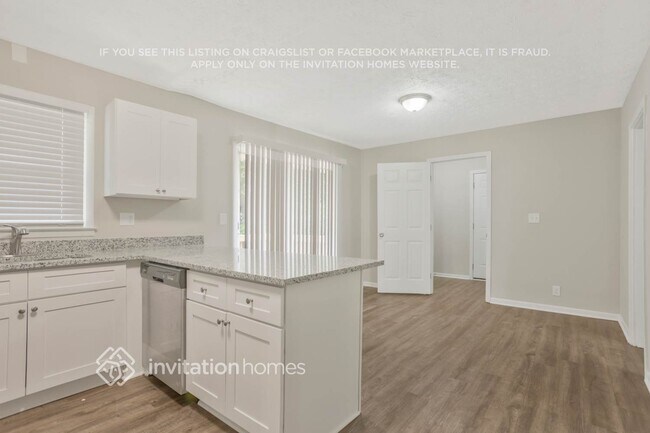 Building Photo - 567 San Pablo Dr